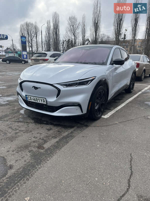 Ford Mustang mach-e (2022)
