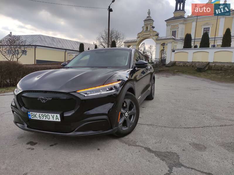 Ford Mustang mach-e (2022)