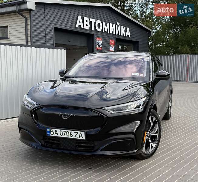 Ford Mustang mach-e (2022)