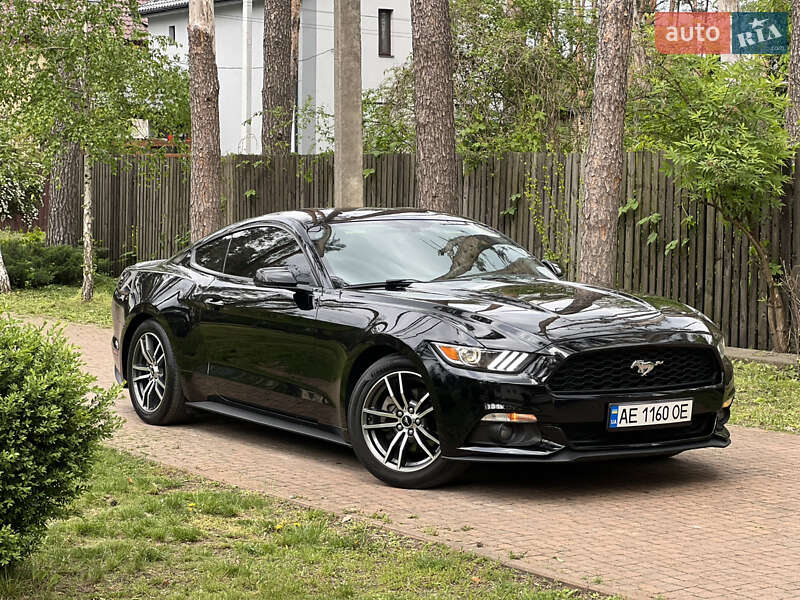 Ford Mustang (2017)