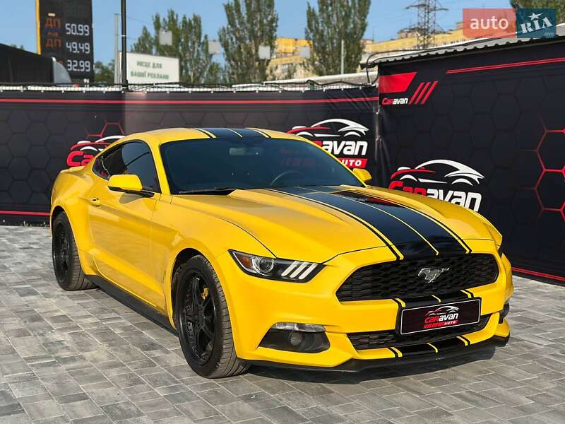 Ford Mustang (2015)
