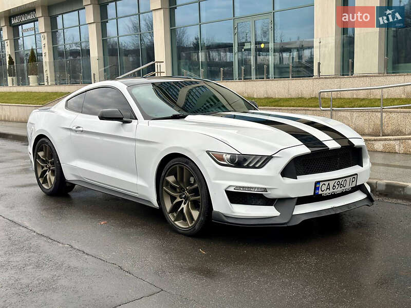 Ford Mustang (2015)