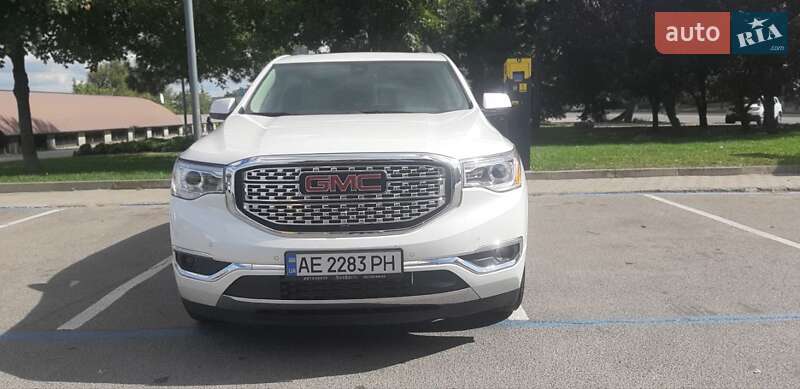 Gmc Acadia (2016)
