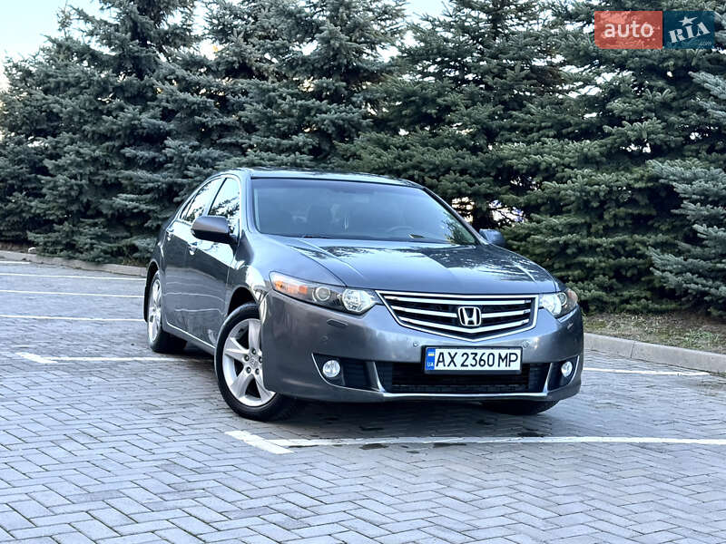 Honda Accord (2008)