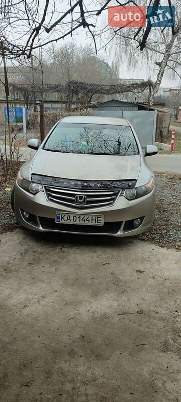Honda Accord (2008)