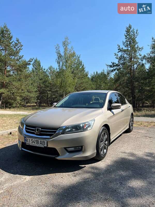 Honda Accord (2014)