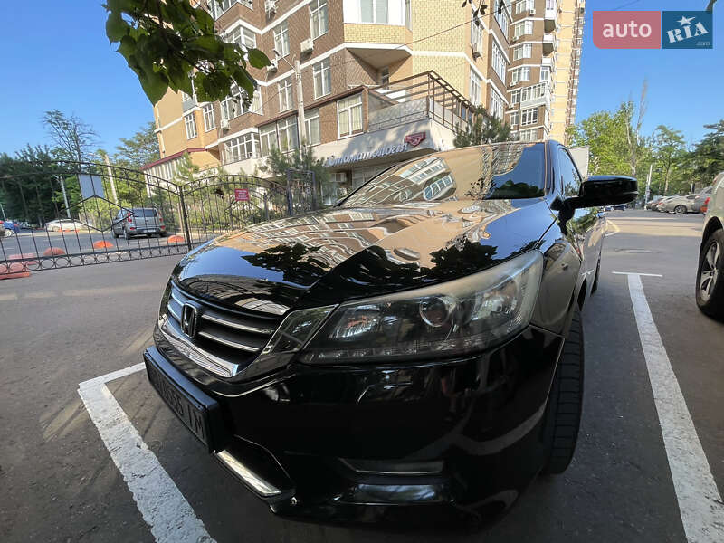 Honda Accord (2013)