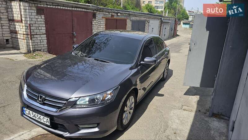Honda Accord (2014)