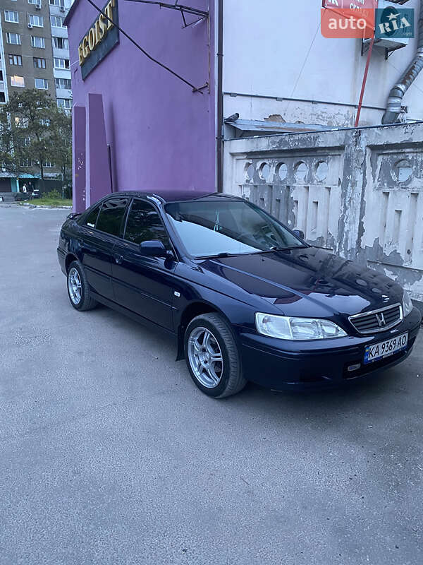 Honda Accord (1999)