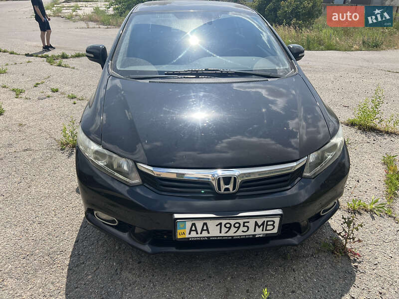 Honda Civic (2012)