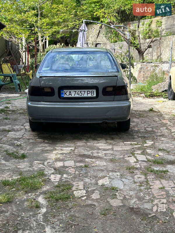 Honda Civic (1993)