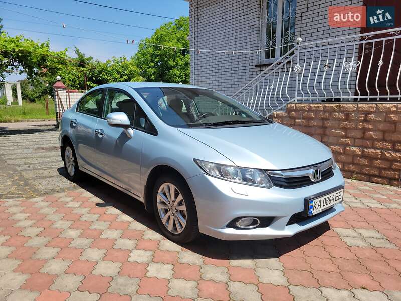 Honda Civic (2012)