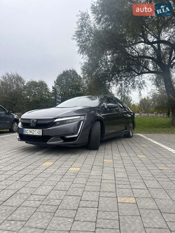 Honda Clarity (2018)
