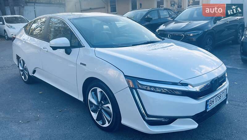 Honda Clarity (2018)