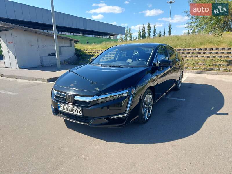 Honda Clarity (2017)