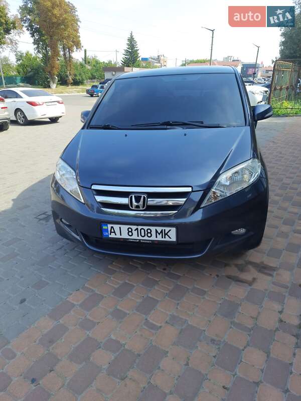Honda Fr-v (2006)