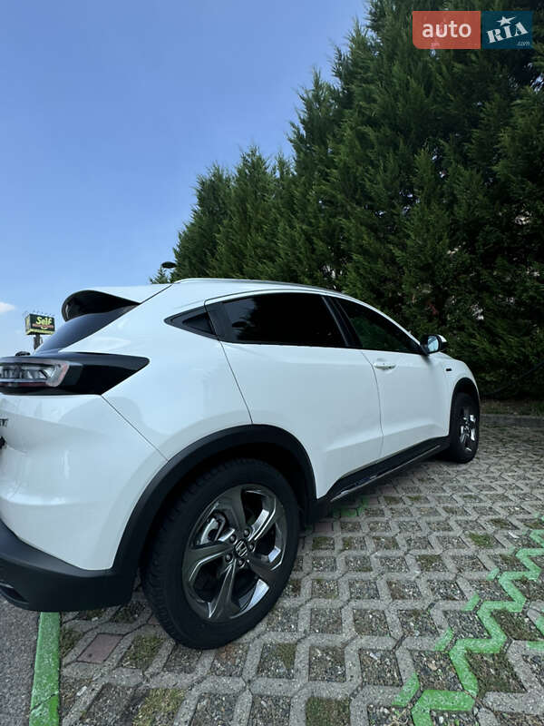Honda M-nv (2021)