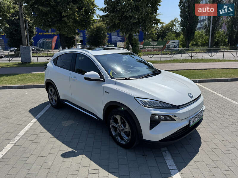 Honda M-nv (2022)