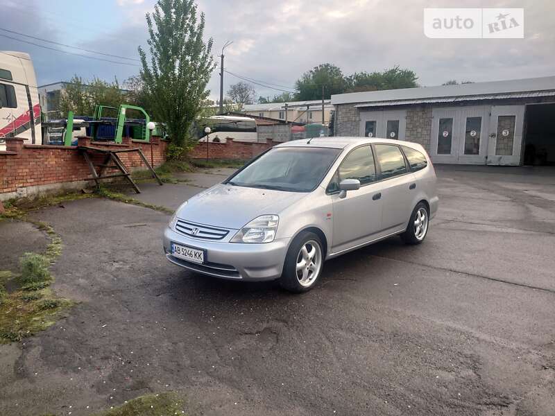 Honda Stream (2002)