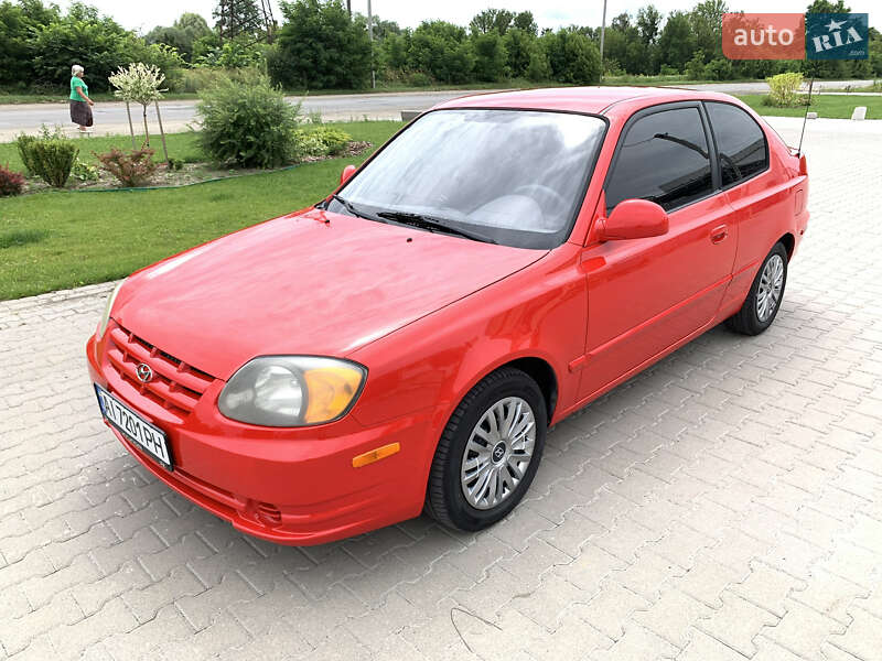 Hyundai Accent (2004)