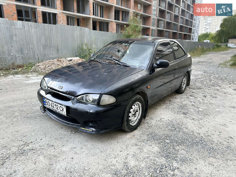 Hyundai Accent (1995)