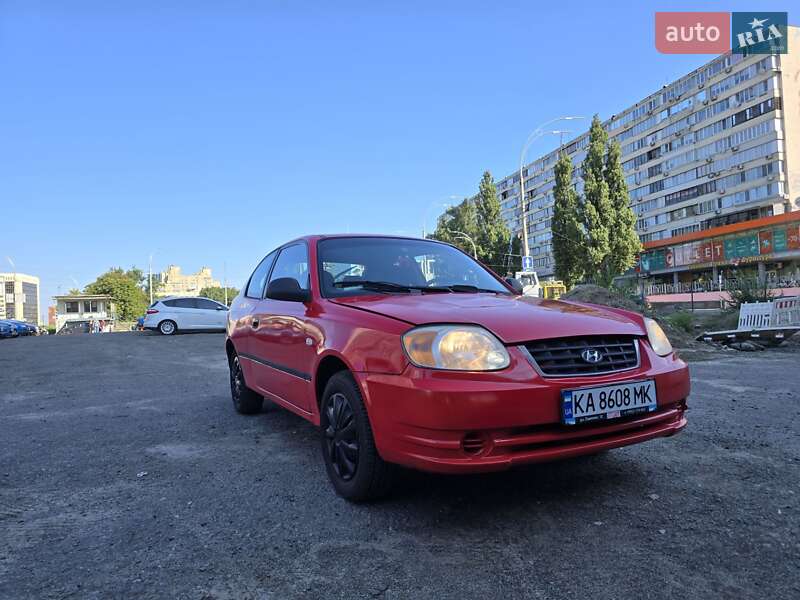 Hyundai Accent (2003)