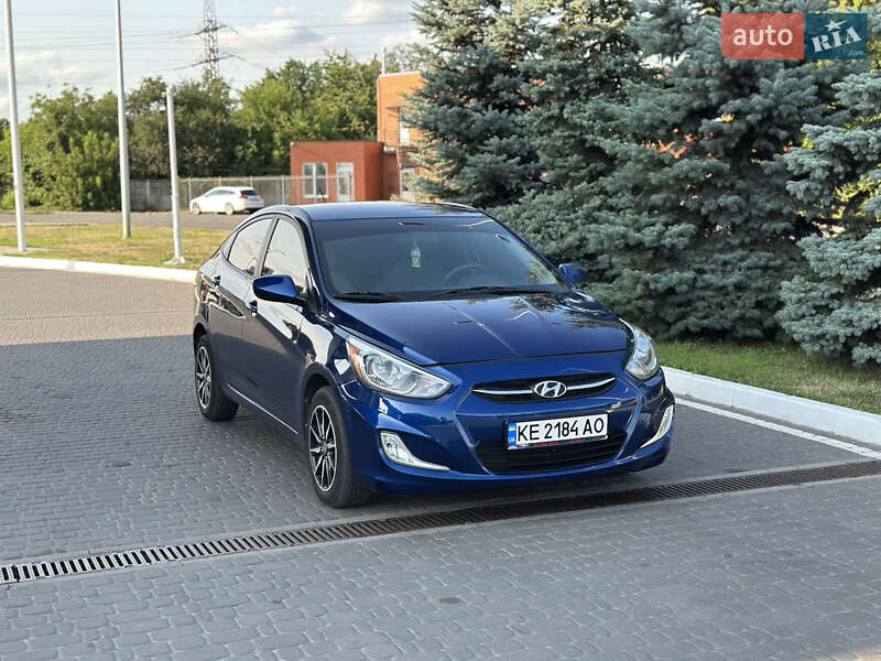 Hyundai Accent (2015)