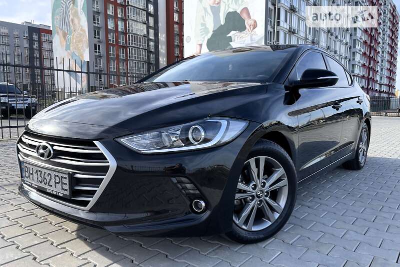 Hyundai Avante (2015)