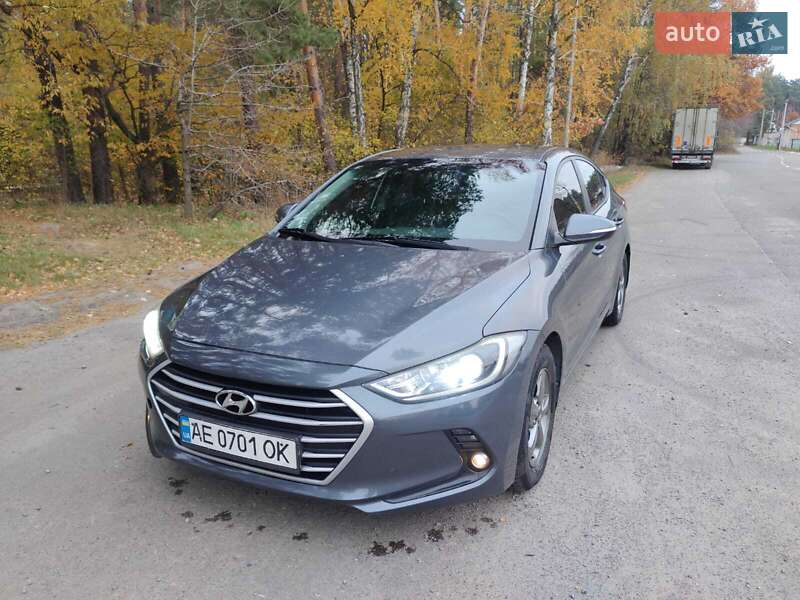 Hyundai Avante (2016)
