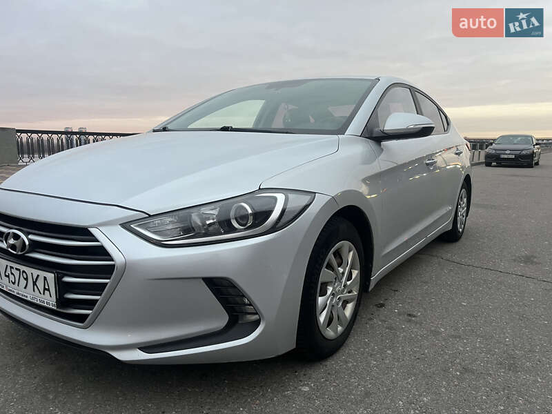 Hyundai Avante (2016)