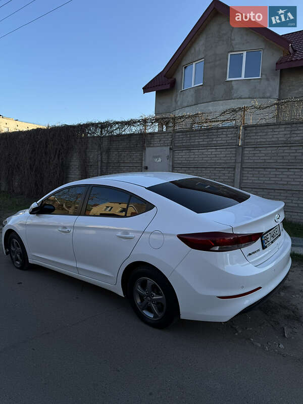 Hyundai Avante (2016)