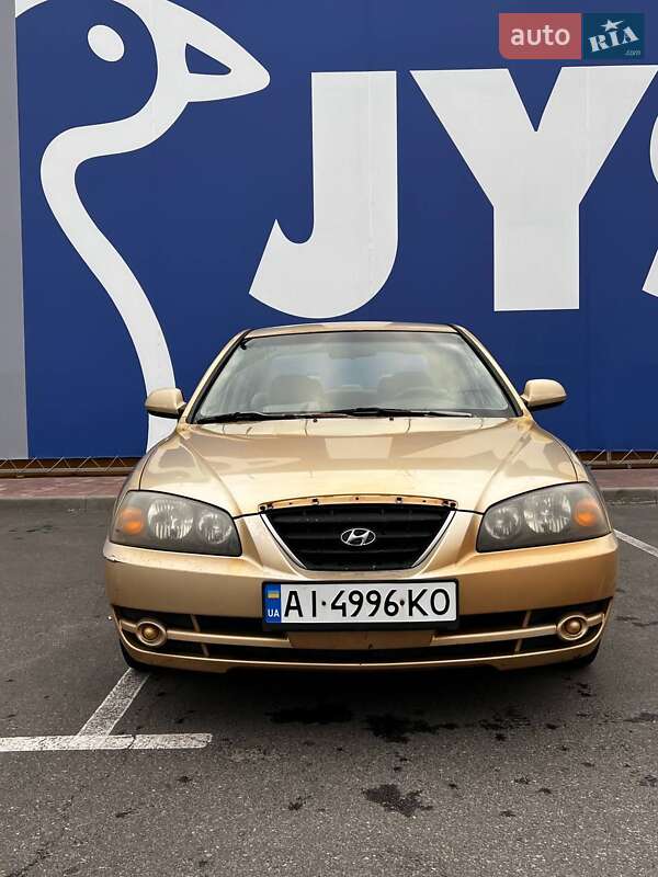 Hyundai Elantra (2003)