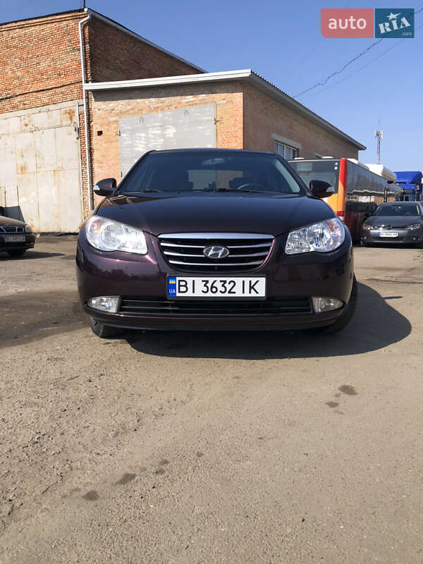 Hyundai Elantra (2010)