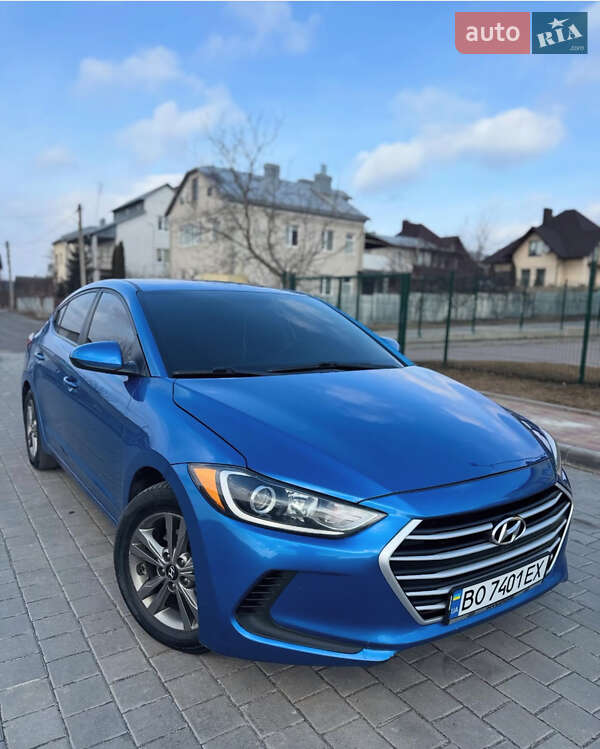 Hyundai Elantra (2017)