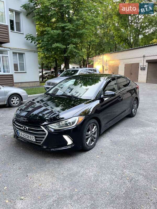 Hyundai Elantra (2018)