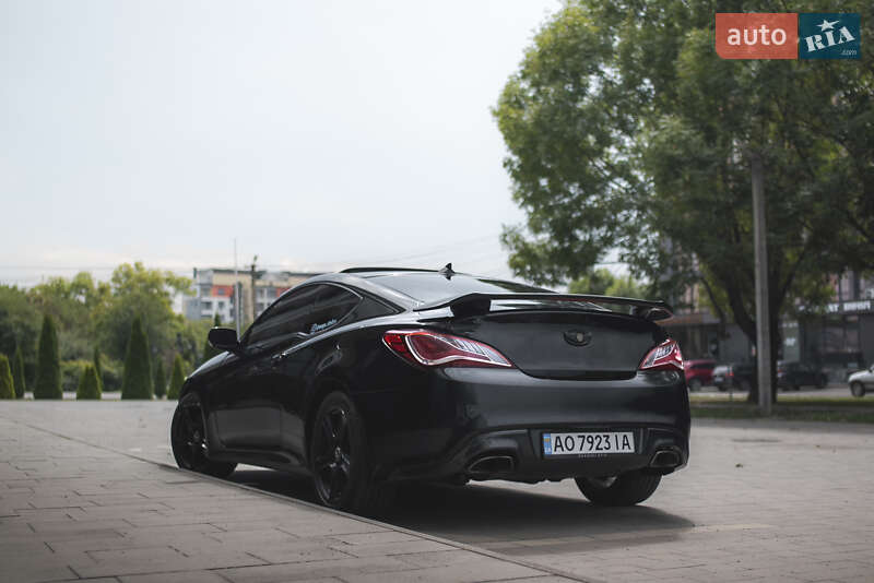 Hyundai Genesis coupe (2012)