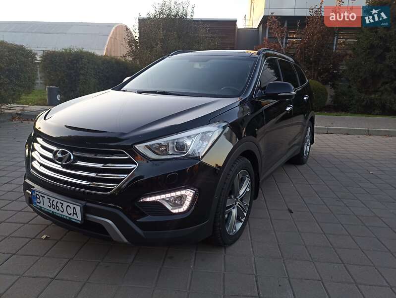 Hyundai Grand santa fe (2016)