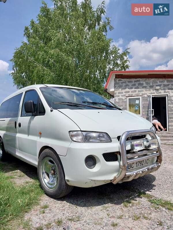 Hyundai H 200 (1998)