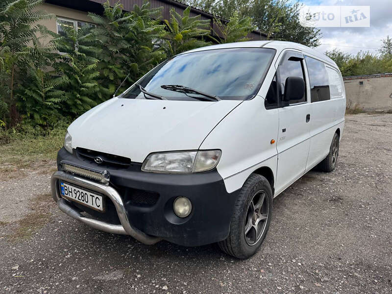 Hyundai H200 (1999)