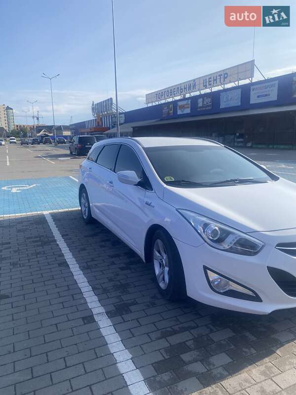 Hyundai I40 (2012)