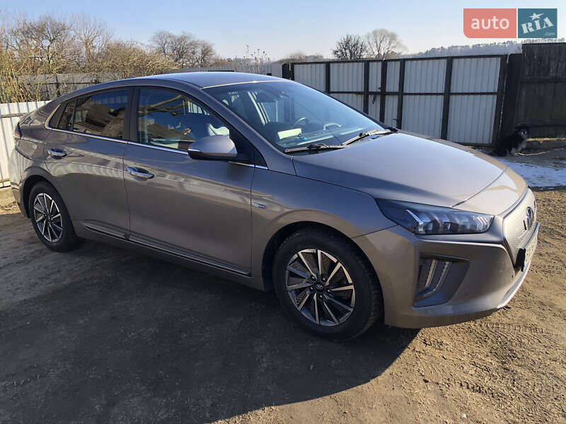 Hyundai Ioniq (2019)