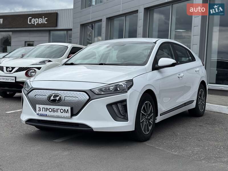 Hyundai Ioniq (2021)