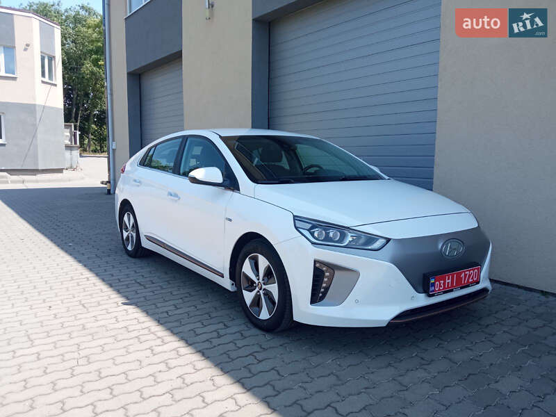 Hyundai Ioniq (2017)