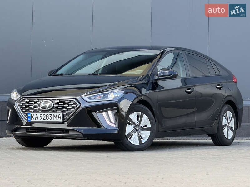 Hyundai Ioniq (2021)