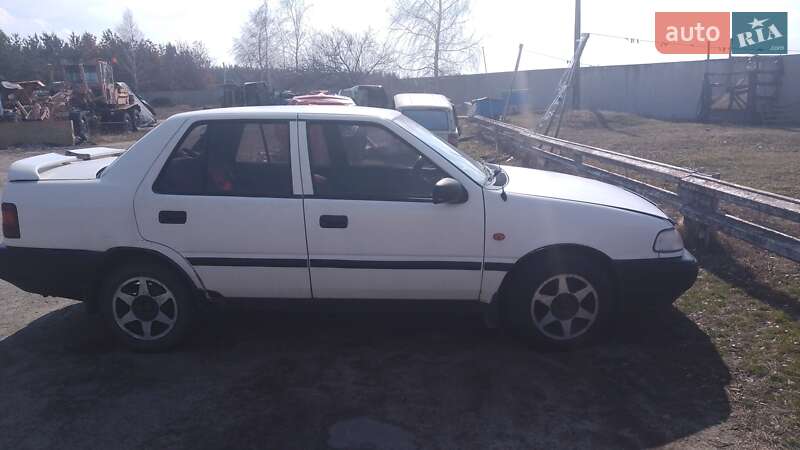 Hyundai Pony (1994)