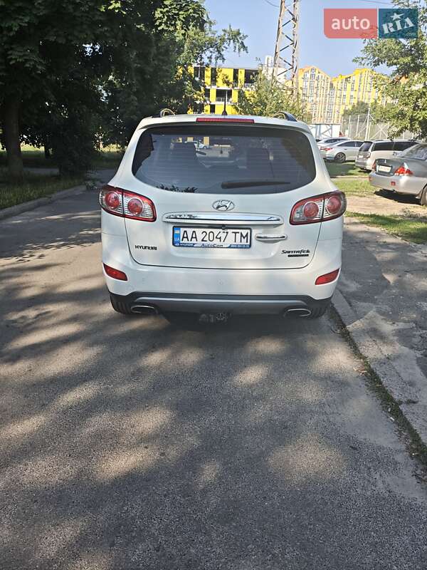 Hyundai Santa fe (2011)