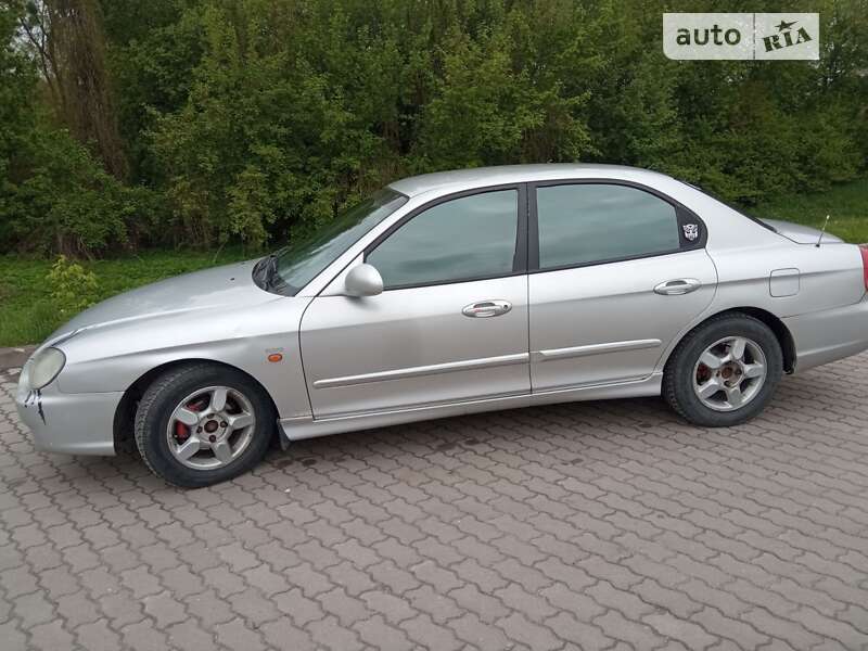 Hyundai Sonata (2000)