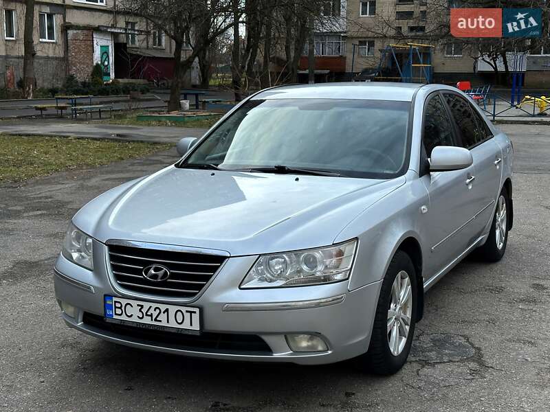 Hyundai Sonata (2008)