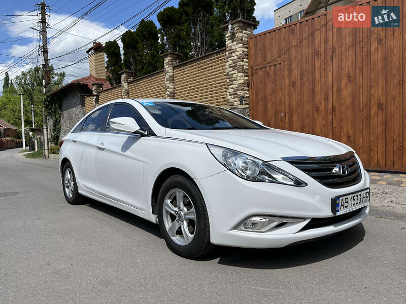 Hyundai Sonata (2014)