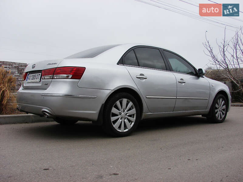 Hyundai Sonata (2008)